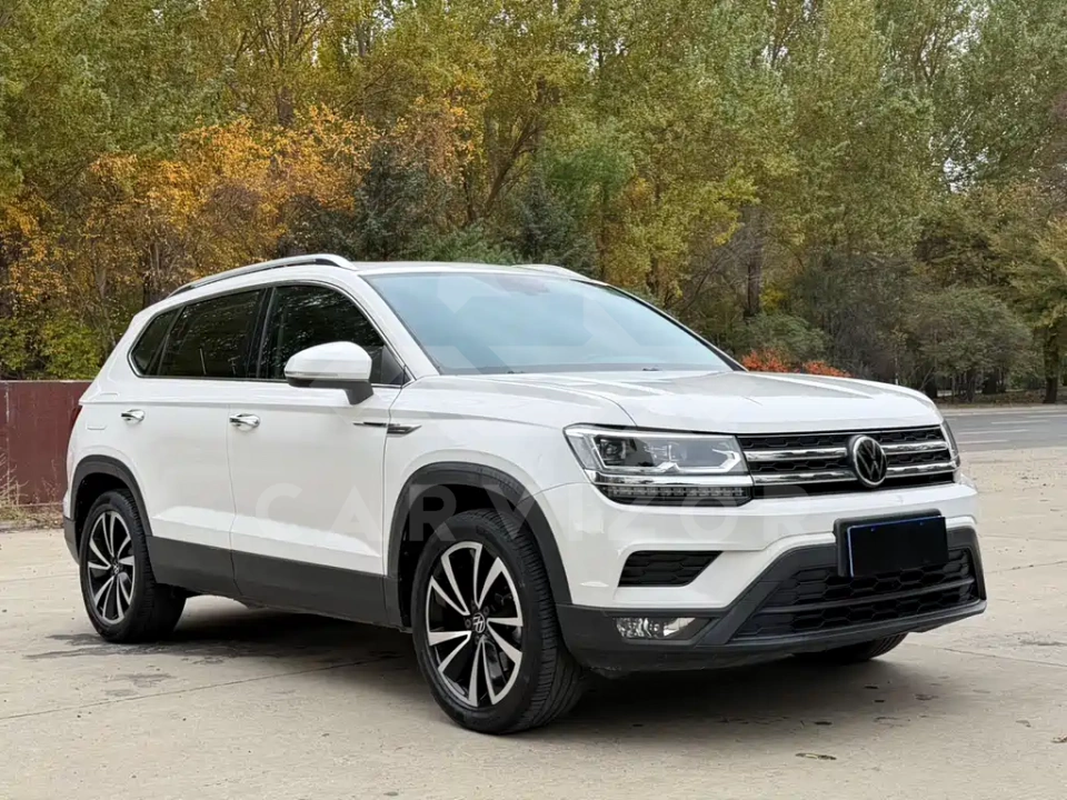 Volkswagen Tharu