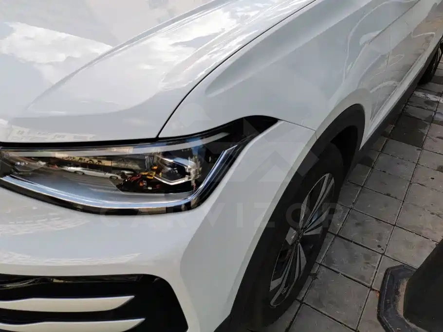 Volkswagen Tharu