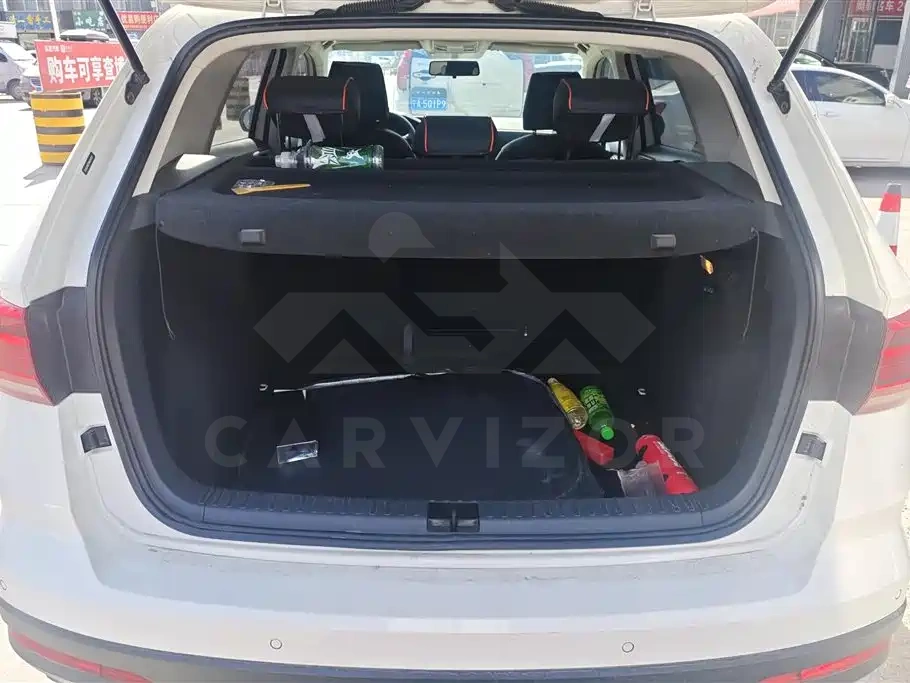 Volkswagen Tharu