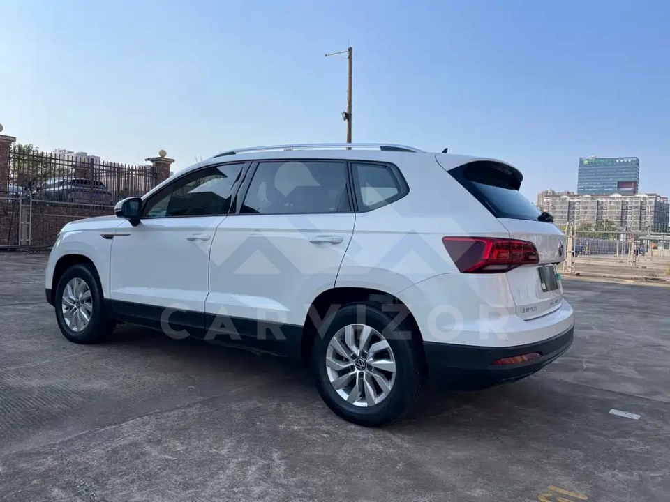 Volkswagen Tharu