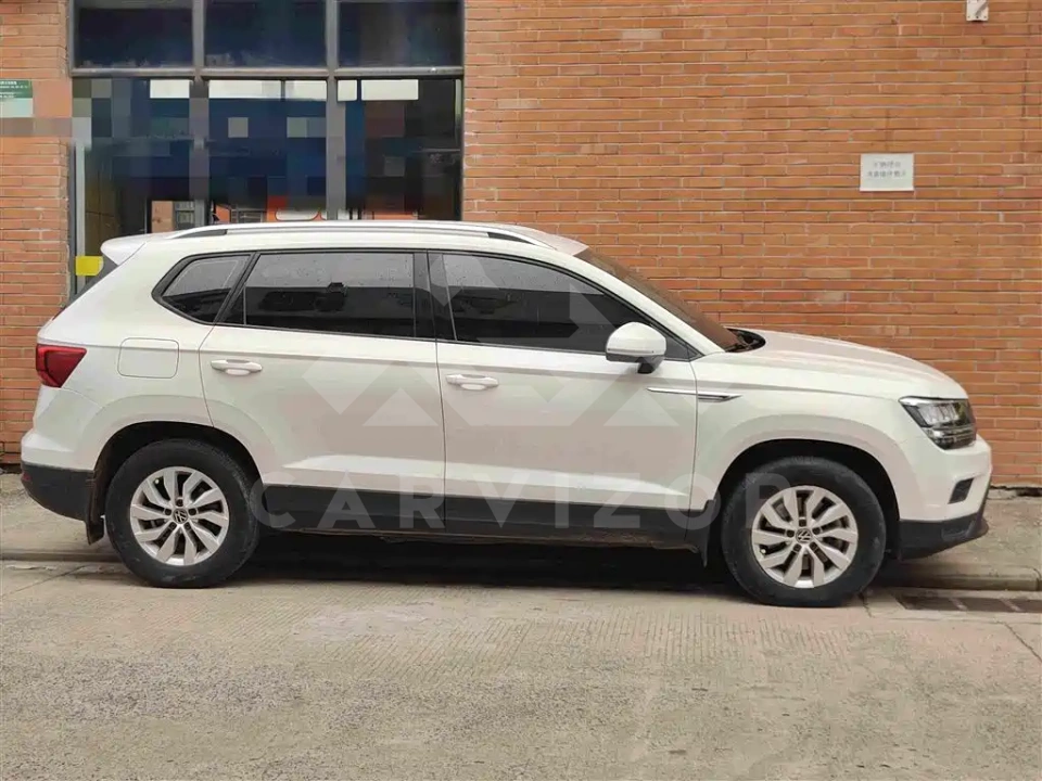 Volkswagen Tharu