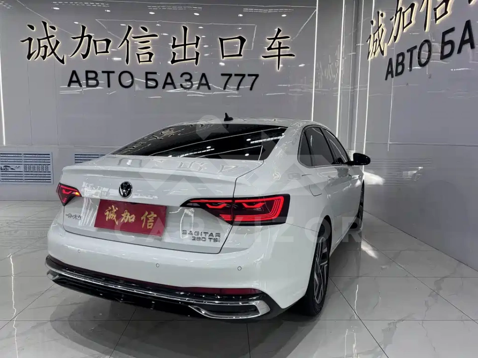 Volkswagen Sagitar