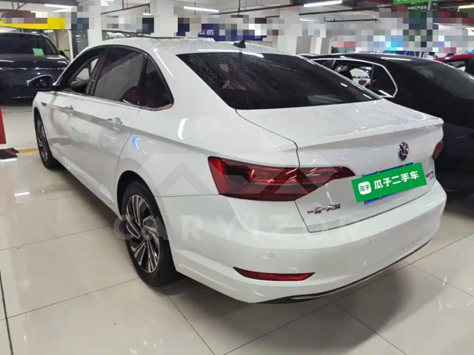 Volkswagen Sagitar