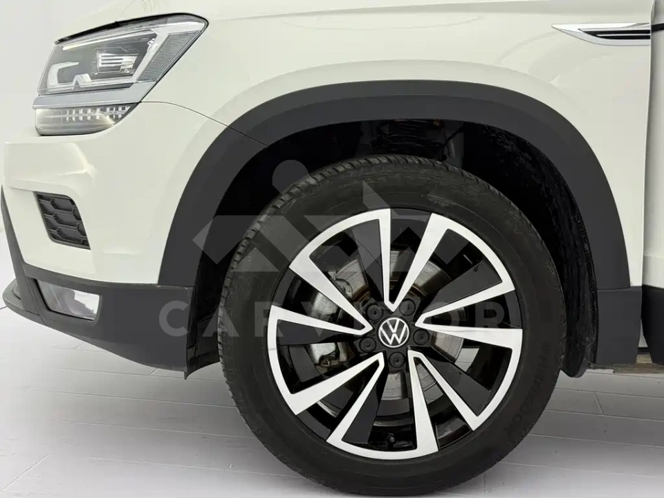 Volkswagen Tharu