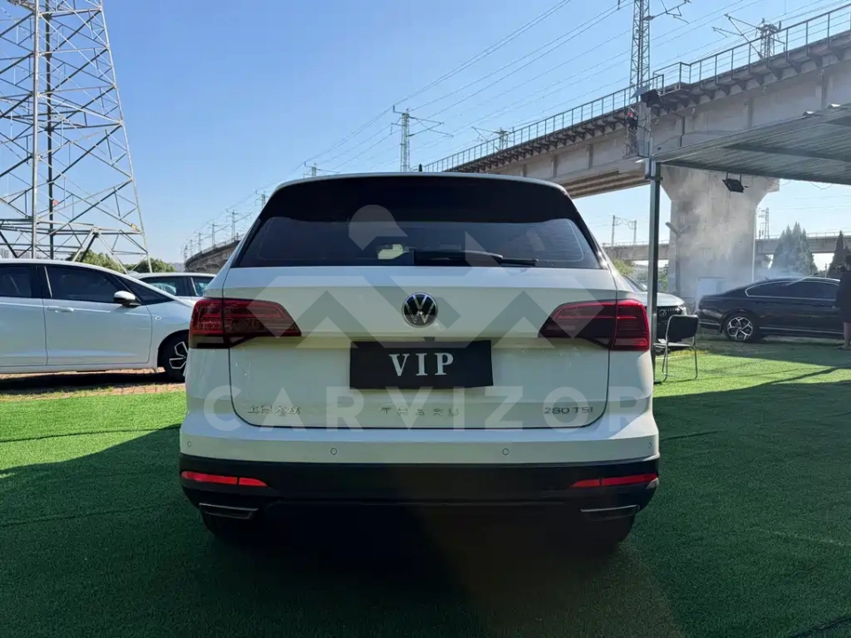 Volkswagen Tharu