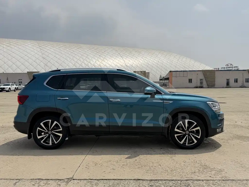 Volkswagen Tharu