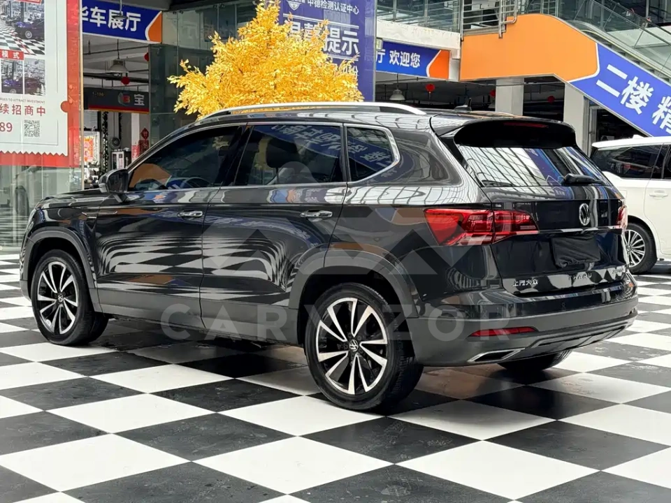 Volkswagen Tharu