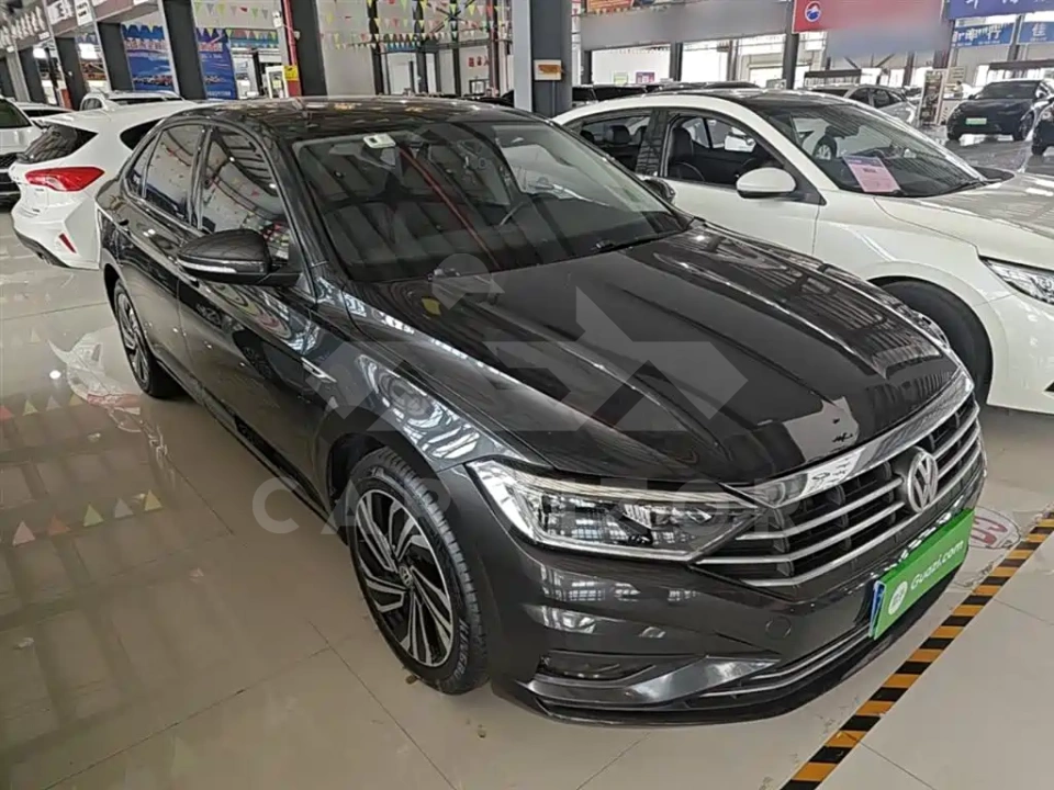 Volkswagen Sagitar