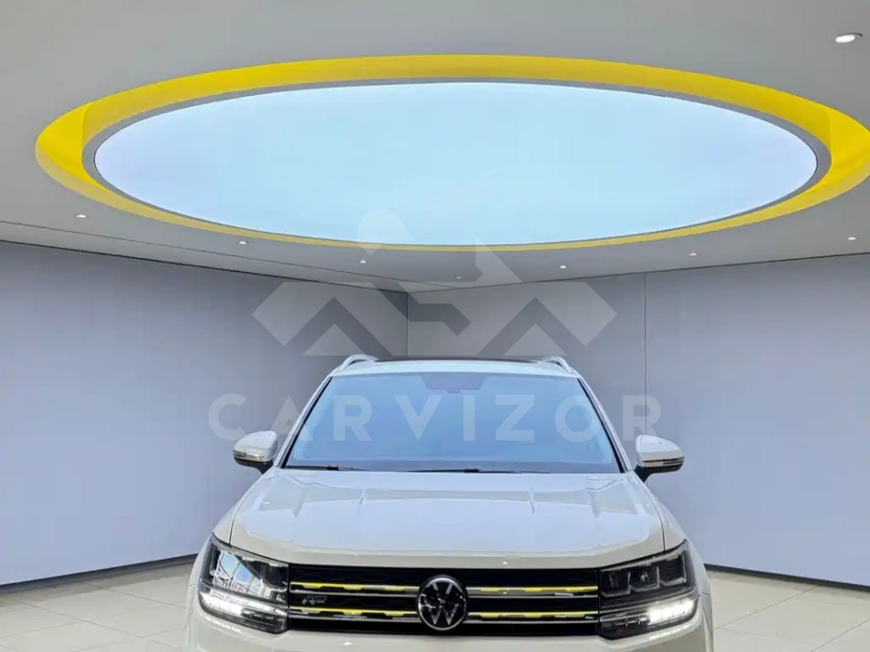 Volkswagen Tharu