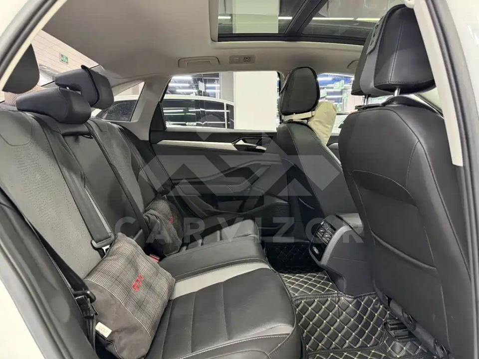 Volkswagen Sagitar