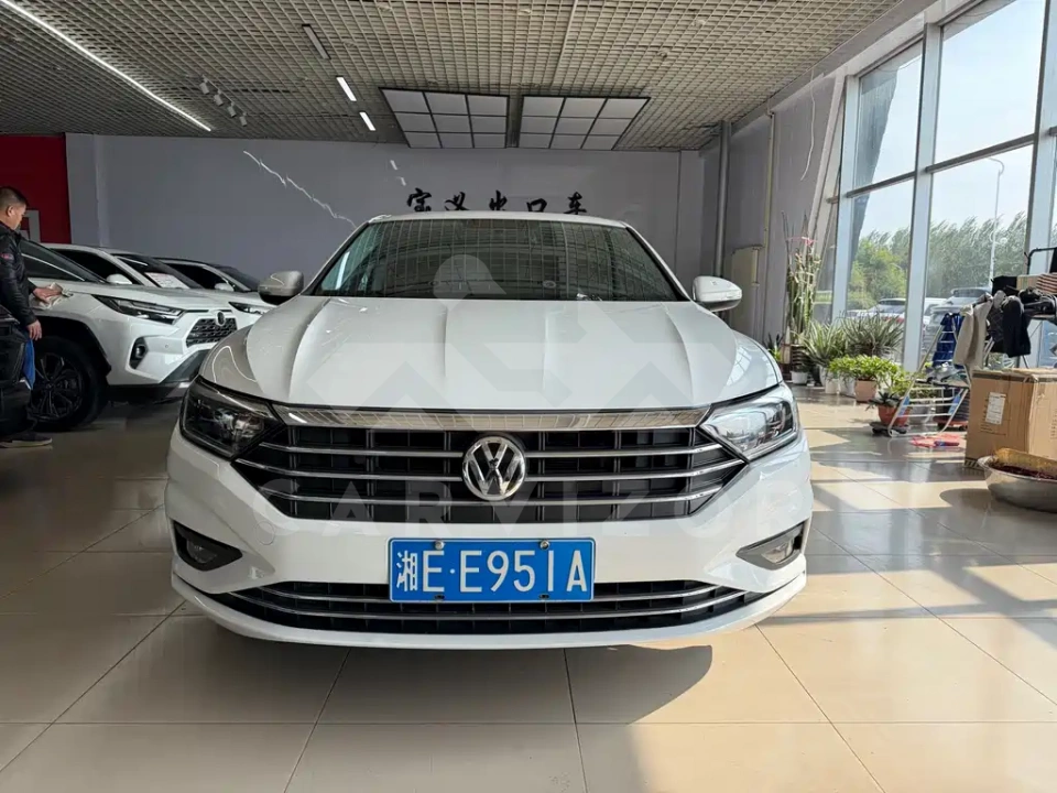 Volkswagen Sagitar