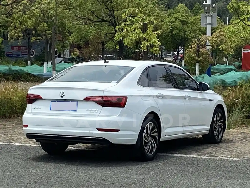 Volkswagen Sagitar