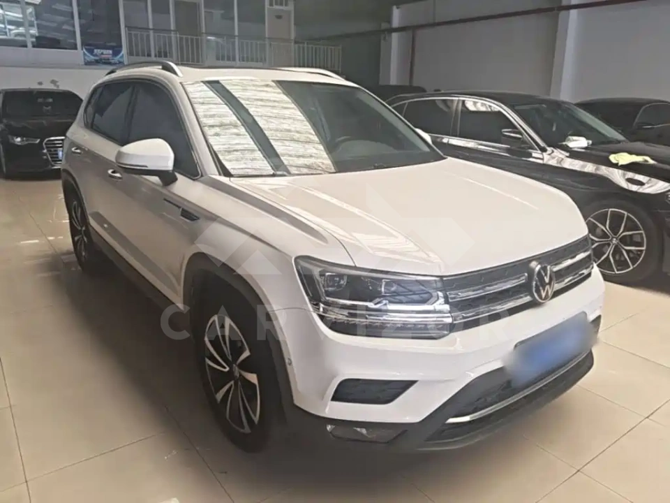 Volkswagen Tharu