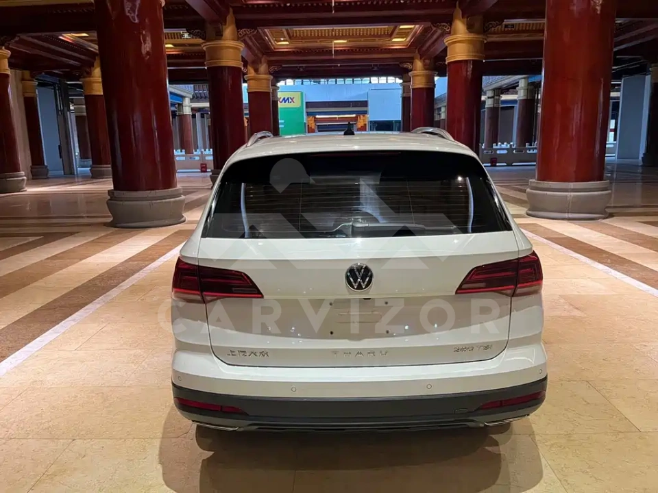 Volkswagen Tharu