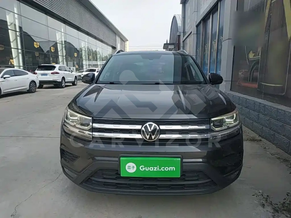 Volkswagen Tharu