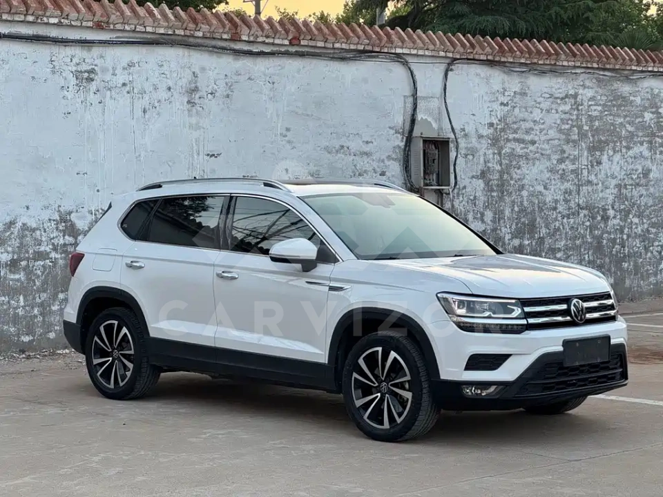 Volkswagen Tharu