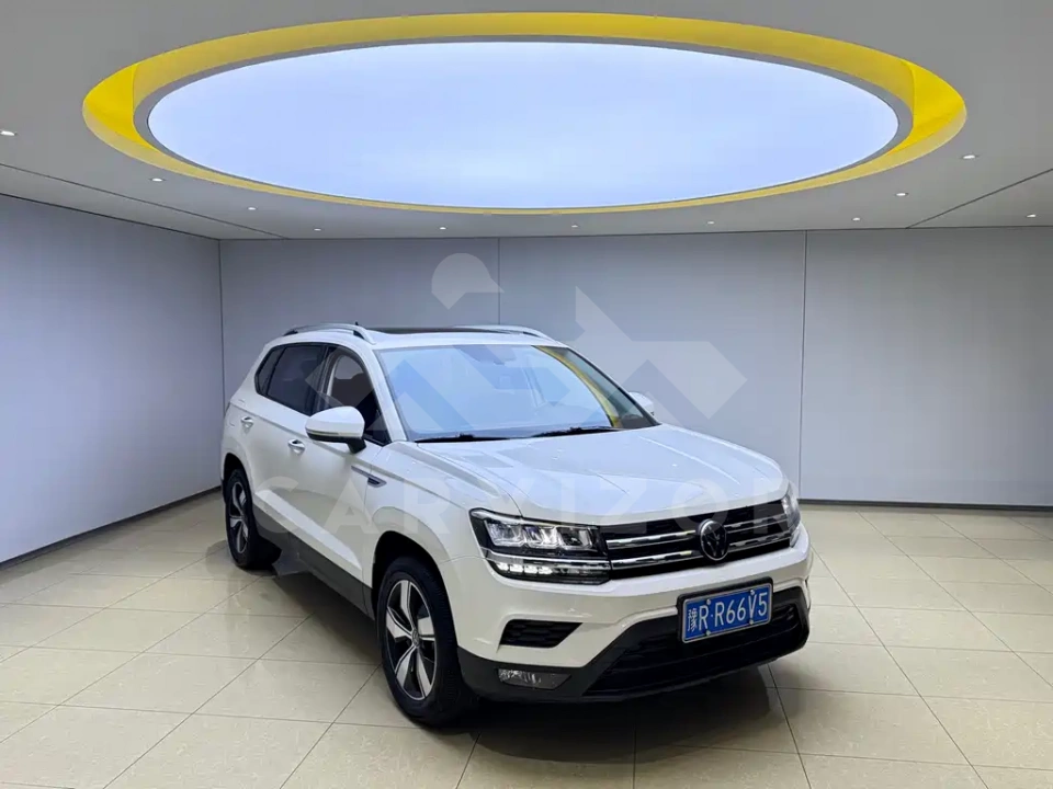 Volkswagen Tharu