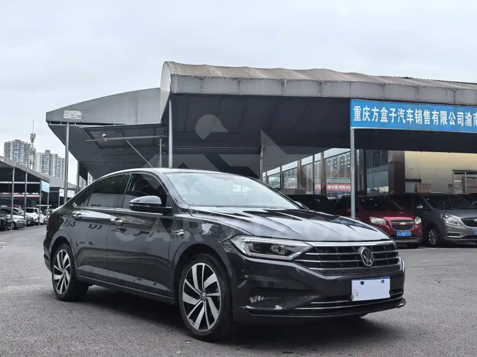Volkswagen Sagitar