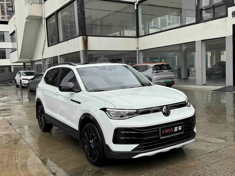 Volkswagen Tharu