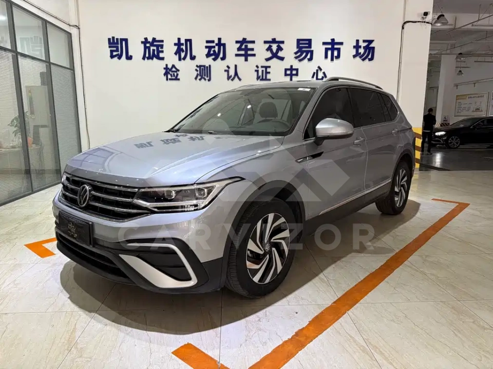 Volkswagen Tiguan L