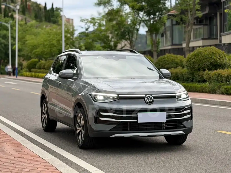 Volkswagen Tharu