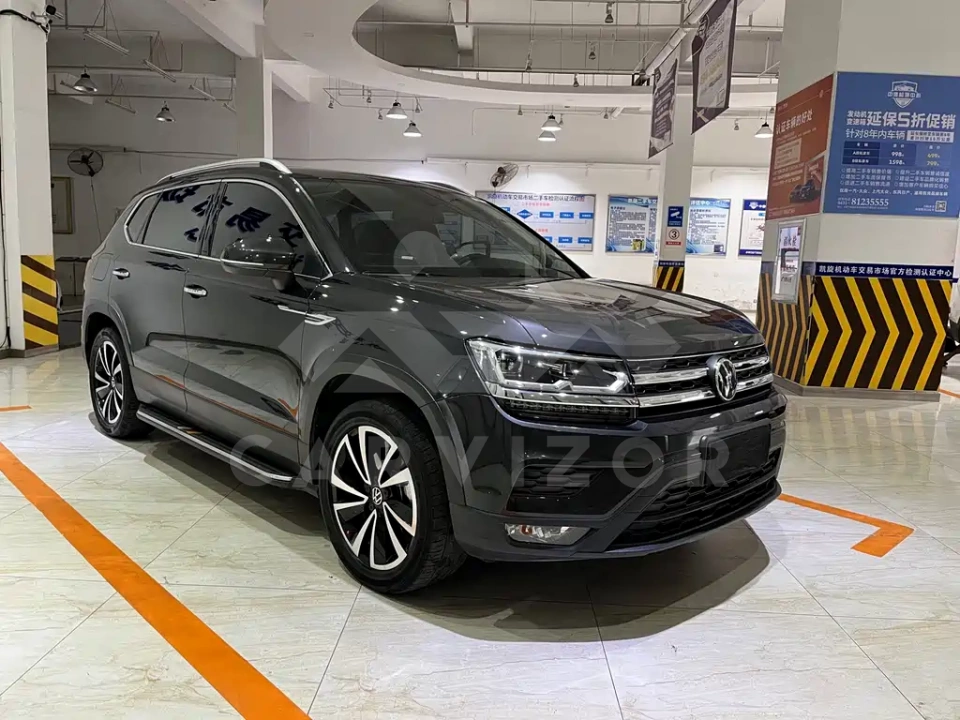 Volkswagen Tharu