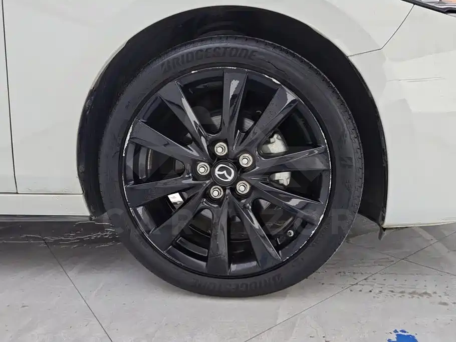 Mazda 3 Axela