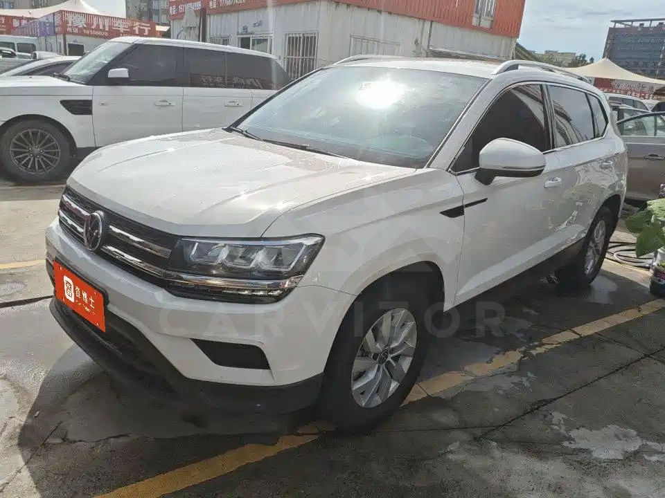 Volkswagen Tharu