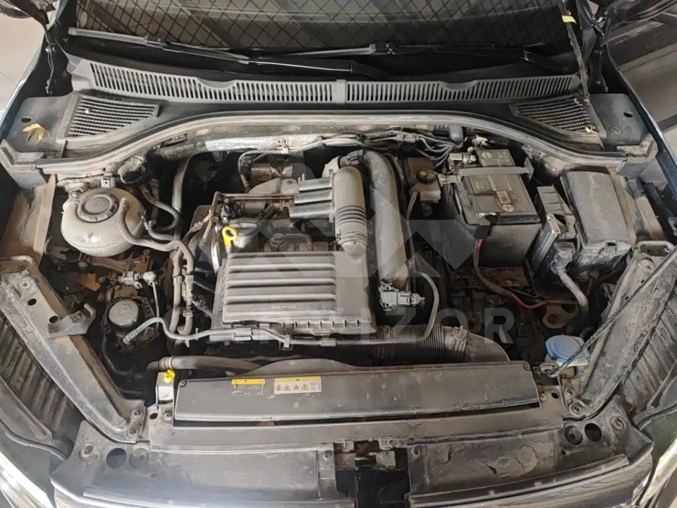 Volkswagen Sagitar