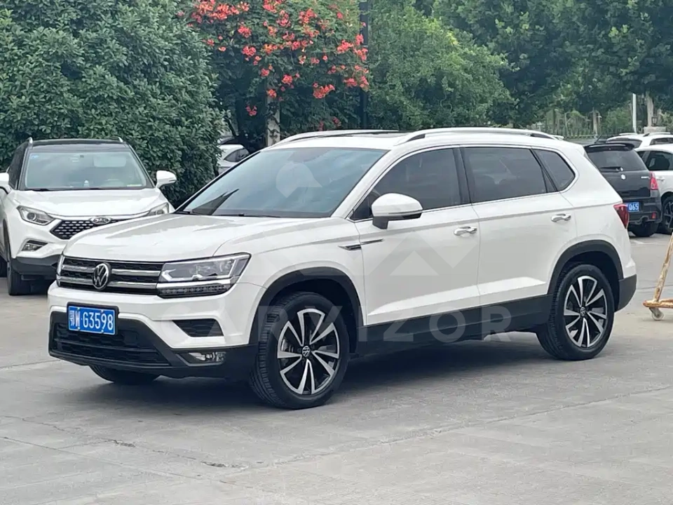 Volkswagen Tharu