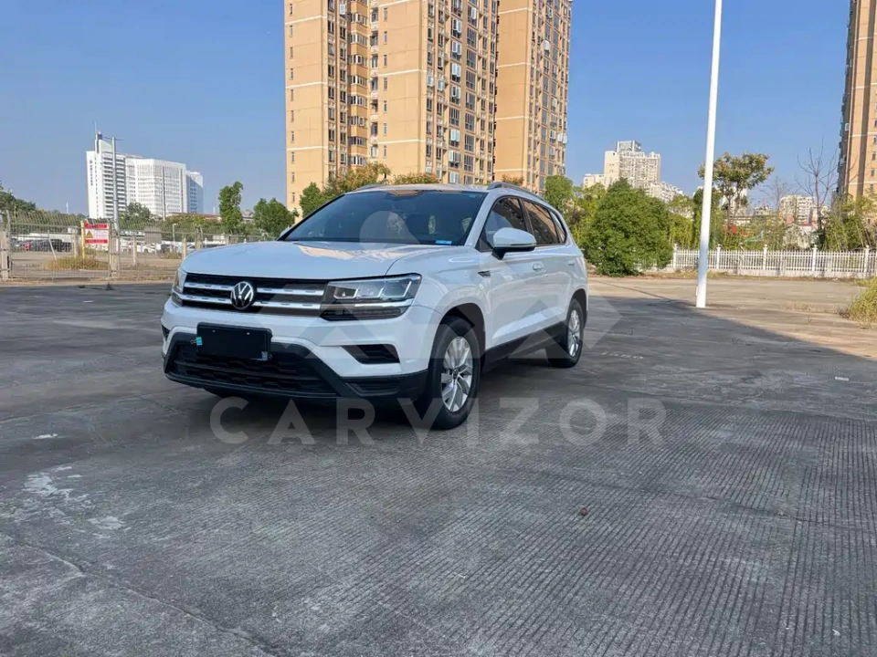 Volkswagen Tharu
