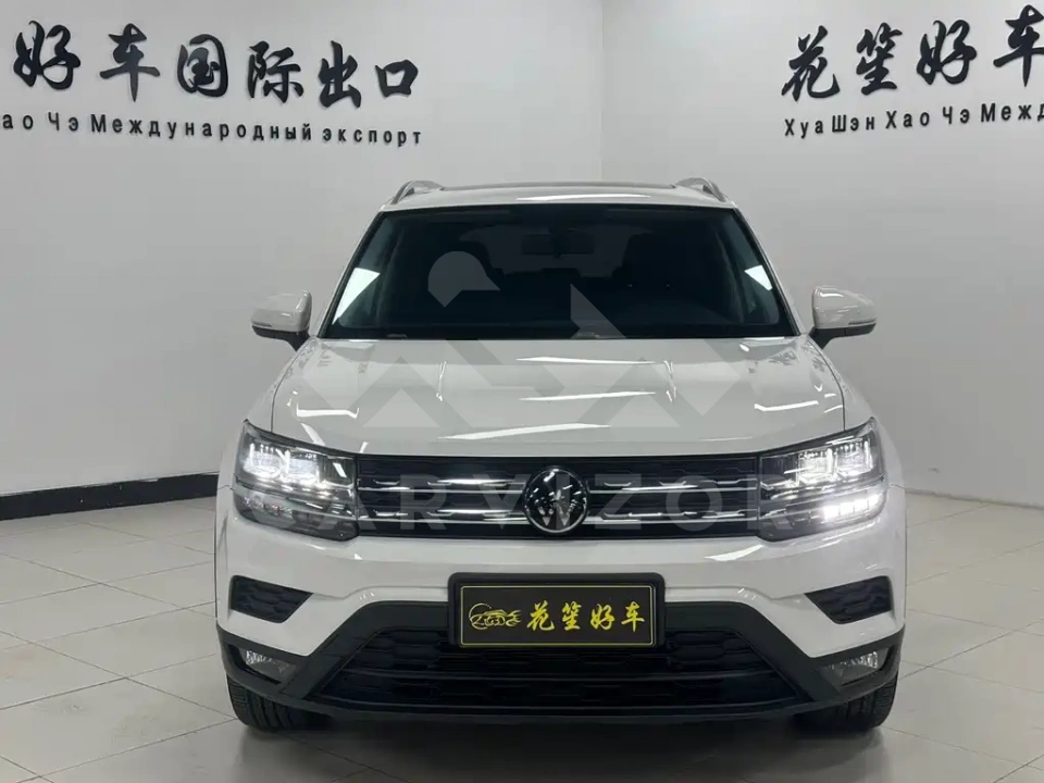 Volkswagen Tharu