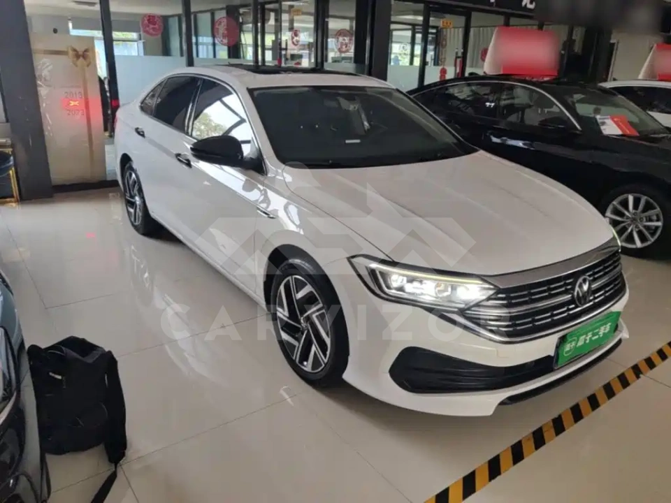 Volkswagen Sagitar