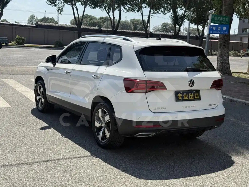 Volkswagen Tharu