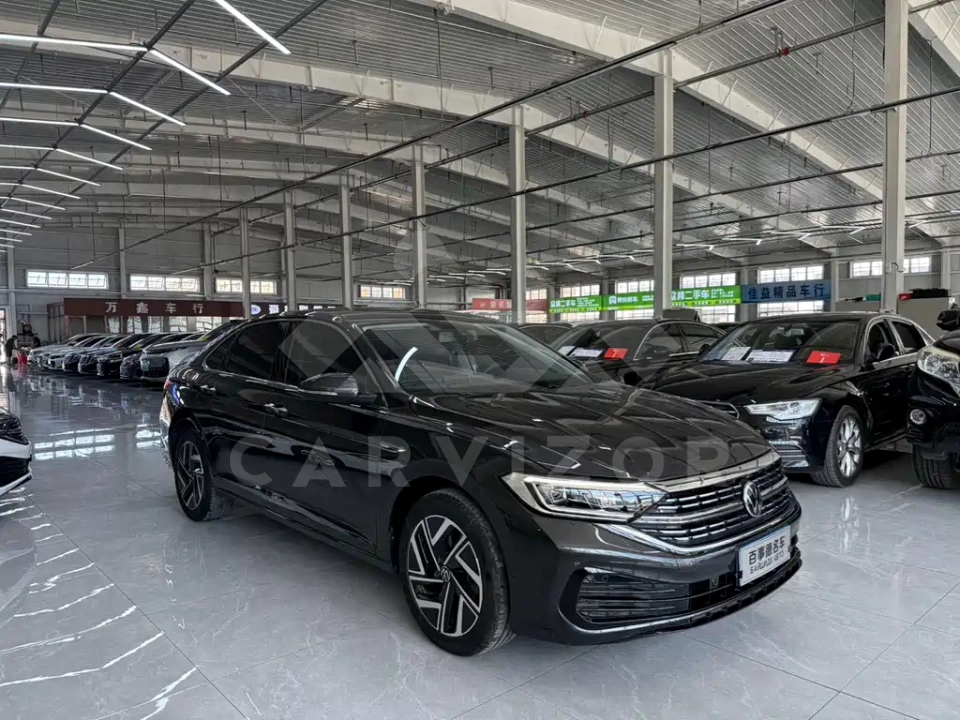 Volkswagen Sagitar