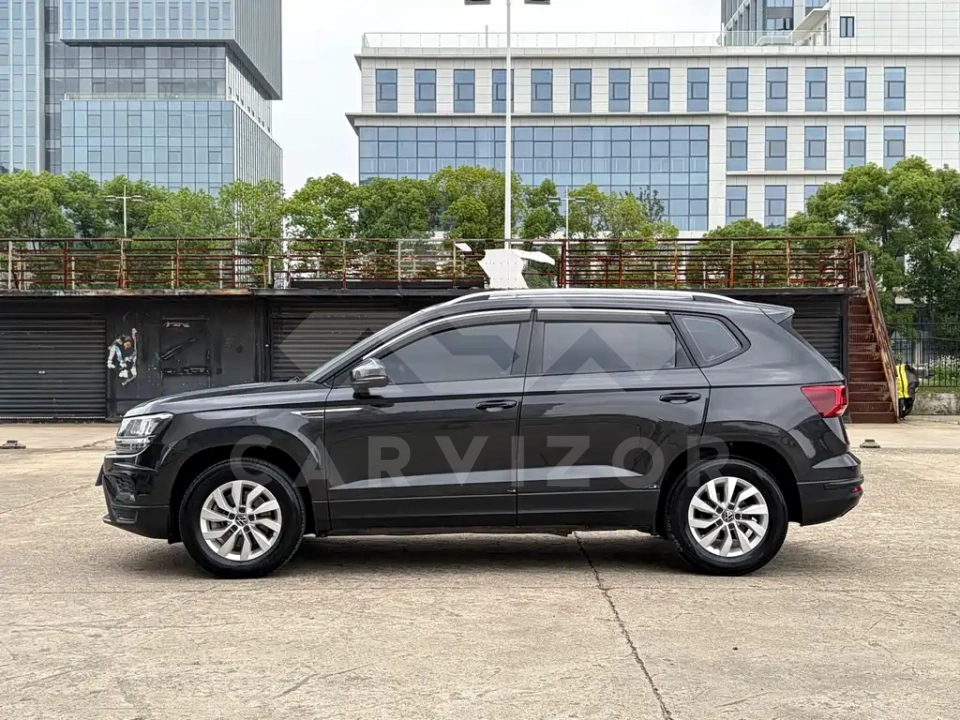 Volkswagen Tharu