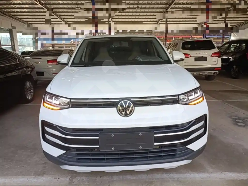 Volkswagen Tharu