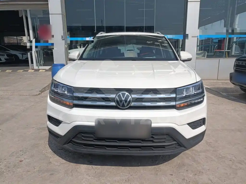 Volkswagen Tharu