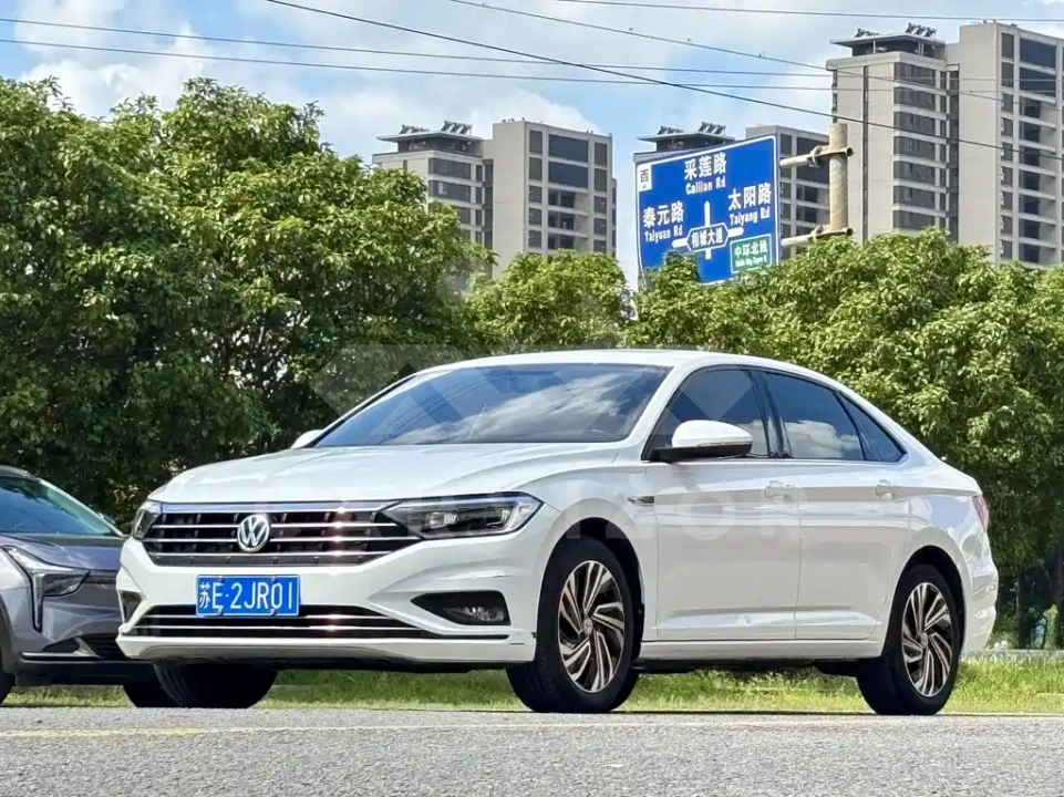 Volkswagen Sagitar