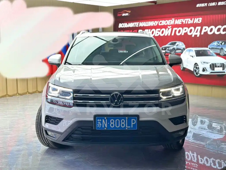 Volkswagen Tharu