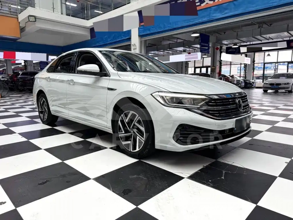 Volkswagen Sagitar