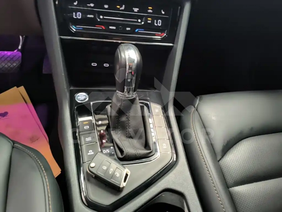 Volkswagen Tharu