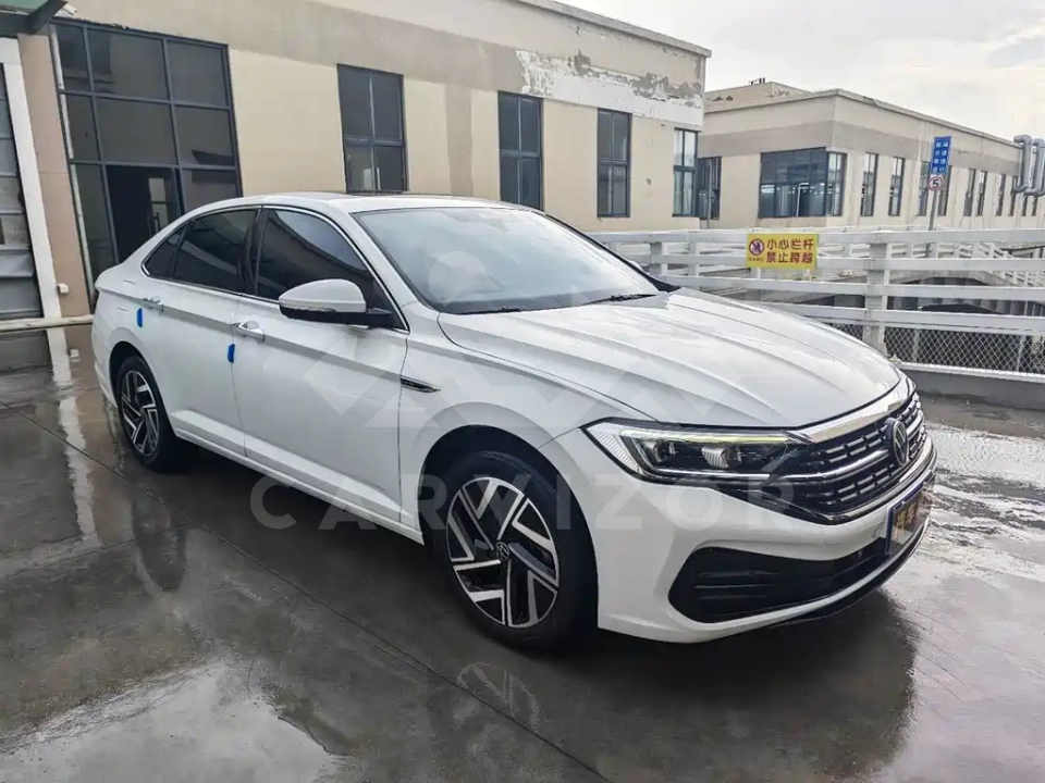 Volkswagen Sagitar