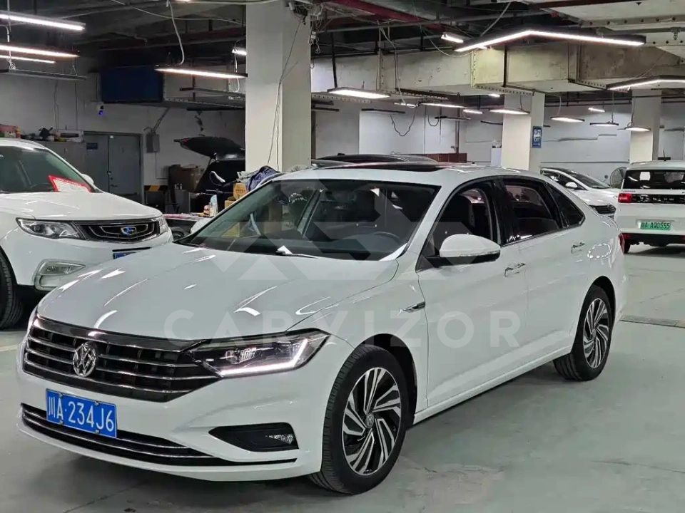 Volkswagen Sagitar