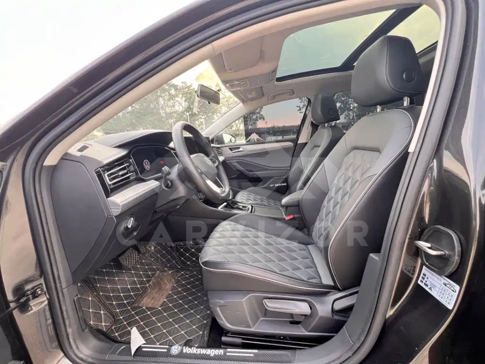 Volkswagen Sagitar