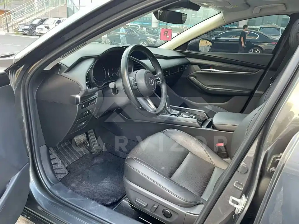 Mazda 3 Axela