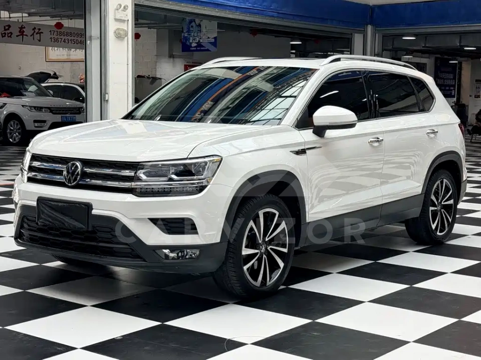 Volkswagen Tharu