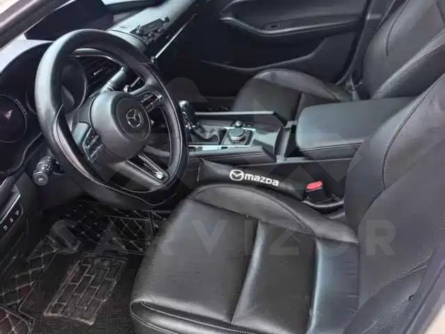 Mazda 3 Axela