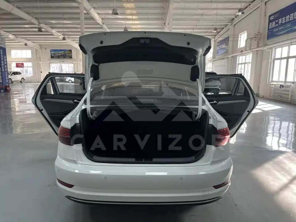 Volkswagen Sagitar