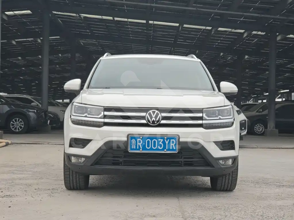 Volkswagen Tharu